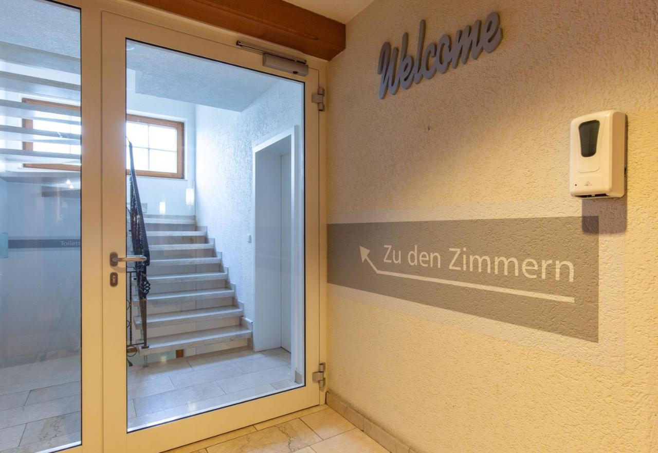 Hotel Krehl Laichingen Exterior photo